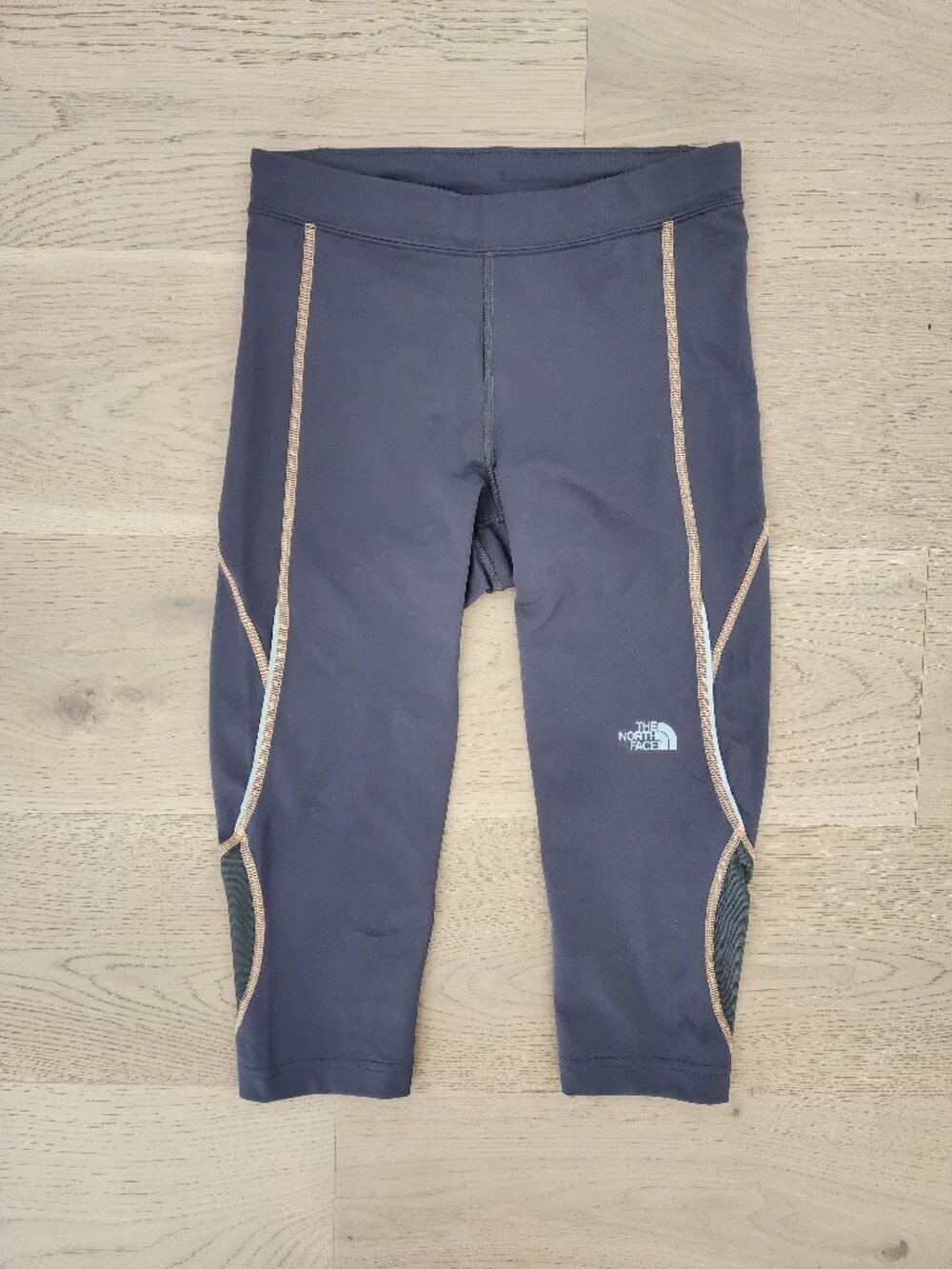 The North Face cropped grey leggings